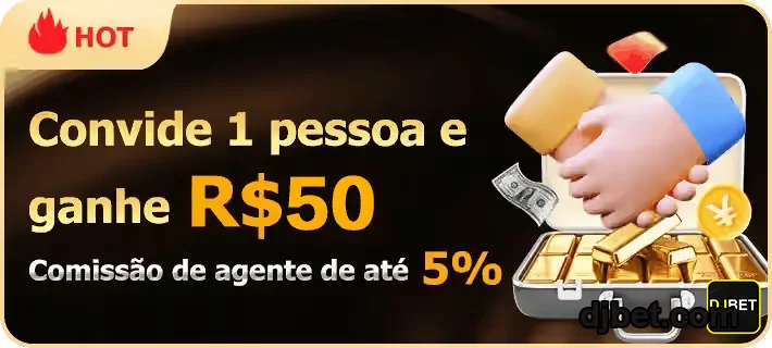 Atendente auxiliando jogador em suporte 24/7